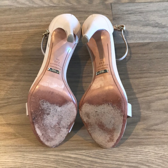 Schutz nude sandals sz 7.5 - Picture 4 of 4